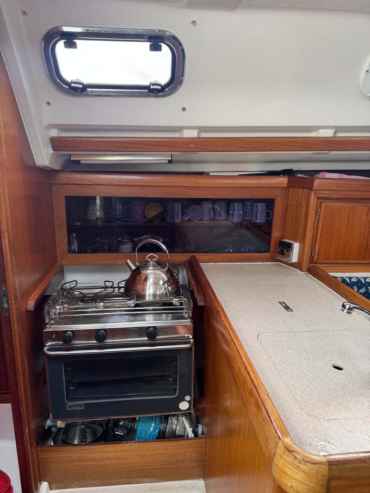 Dufour Classic 32 galley with gimballed stove